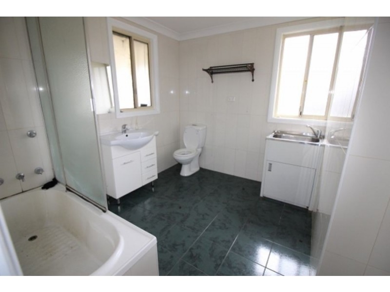 284 Palmyra Ave, Shanes Park NSW 2747