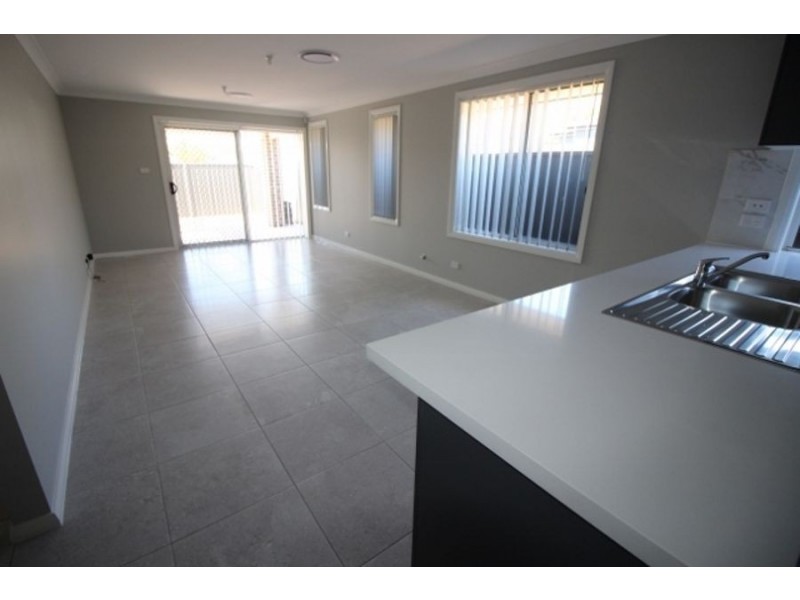 43 Durga Cres, Riverstone NSW 2765