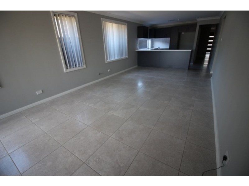 43 Durga Cres, Riverstone NSW 2765