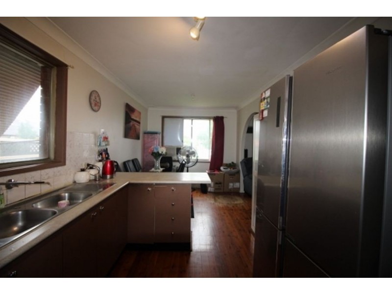 40 Brisbane St, Oxley Park NSW 2760