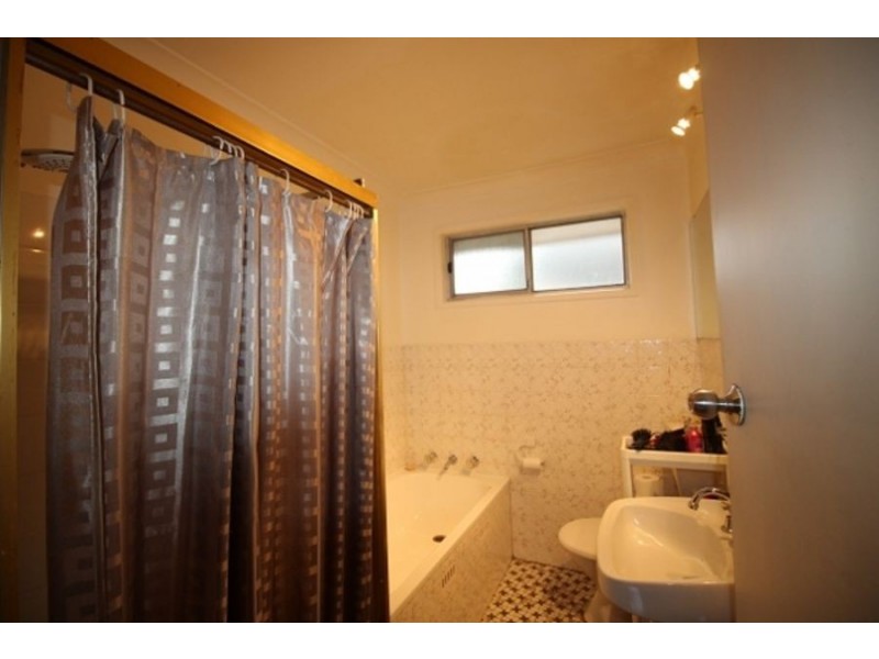 40 Brisbane St, Oxley Park NSW 2760