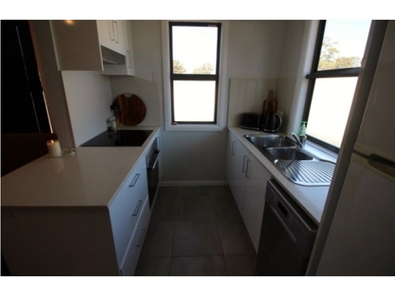 34A Rugby St, Cambridge Park NSW 2747