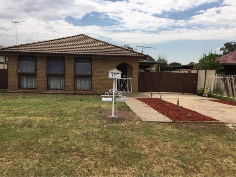 37 Don Mills Ave, Hebersham NSW 2770