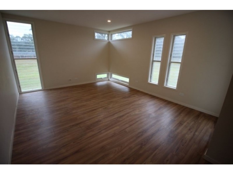 54 Fourth Ave, Llandilo NSW 2747