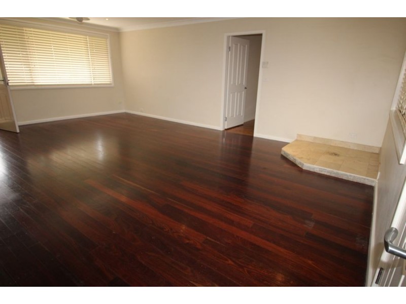 247 Seventh Ave, Llandilo NSW 2747