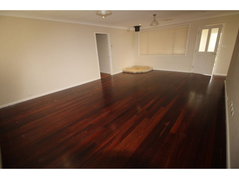 247 Seventh Ave, Llandilo NSW 2747