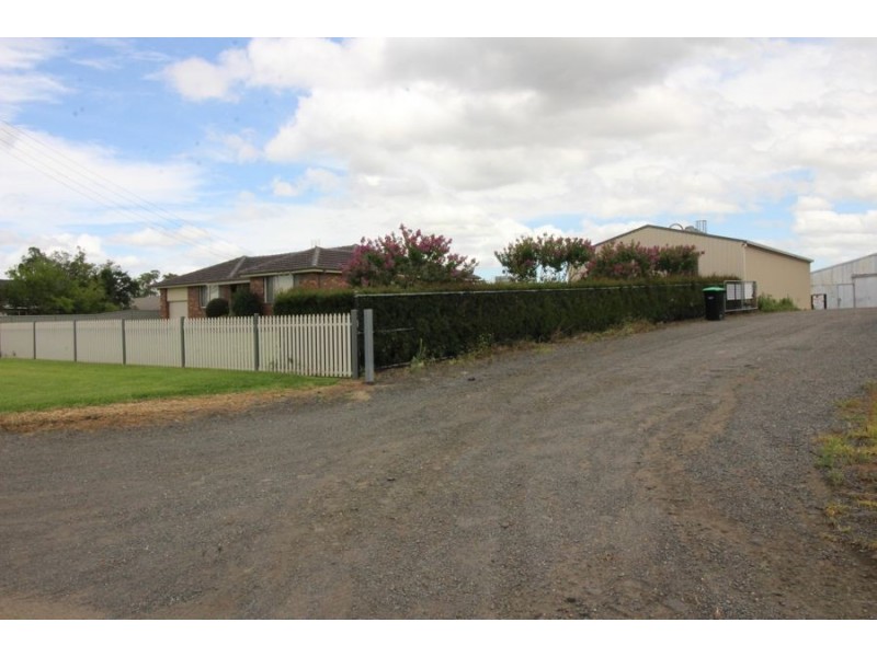 247 Seventh Ave, Llandilo NSW 2747