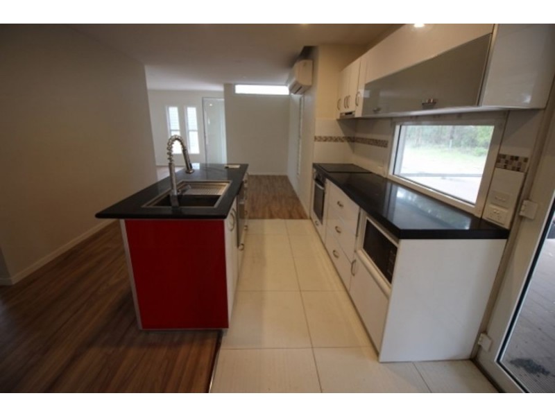 54 Fourth Ave, Llandilo NSW 2747