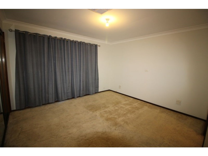 10 Holmegate Crescent, Cranebrook NSW 2749