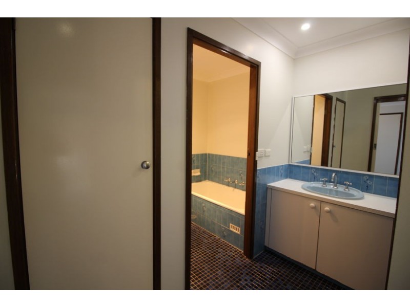 10 Holmegate Crescent, Cranebrook NSW 2749