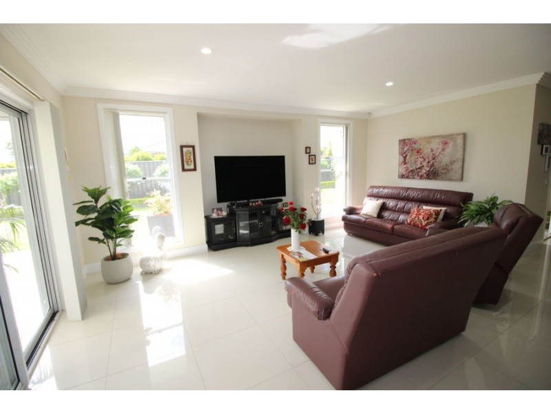 175a Sixth Ave, Llandilo NSW 2747