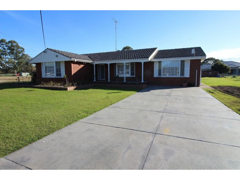 115 Church St, Castlereagh NSW 2749