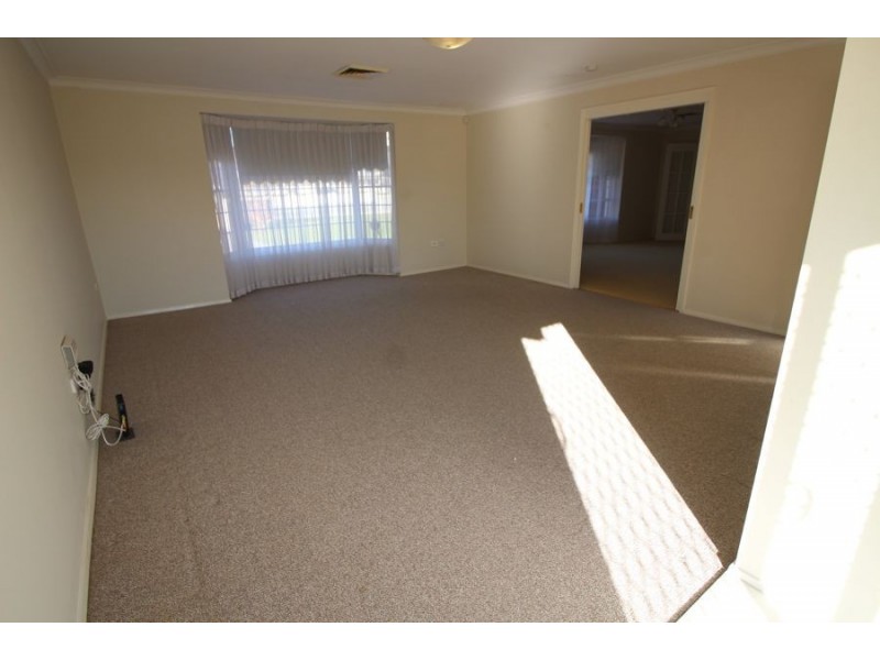 115 Church St, Castlereagh NSW 2749