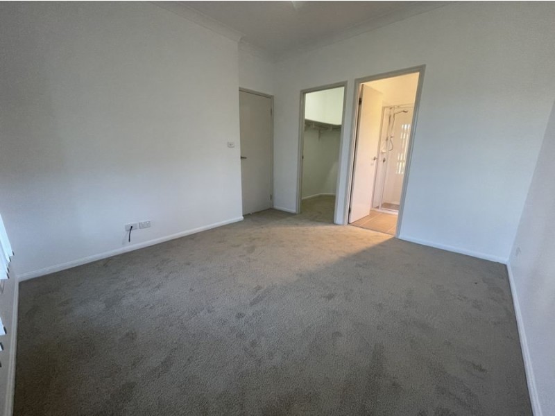 12 Norton St, Spring Farm NSW 2570