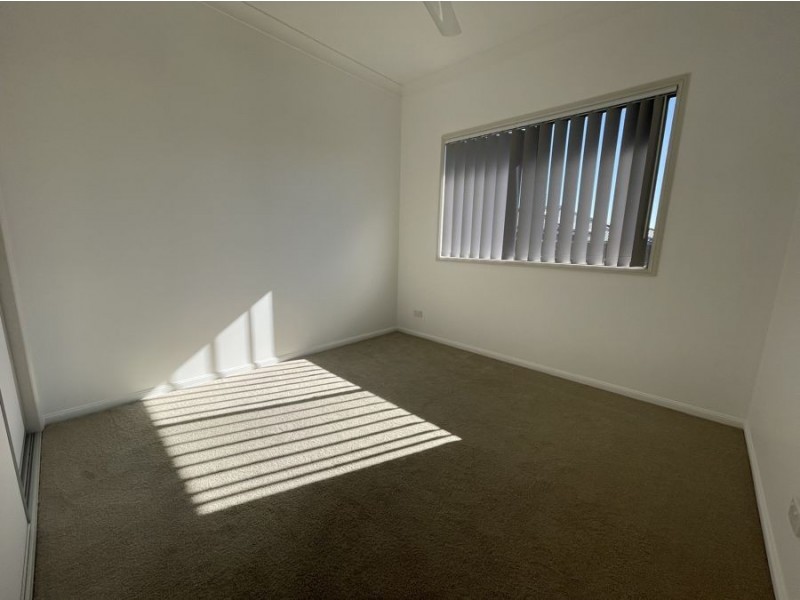 12 Norton St, Spring Farm NSW 2570