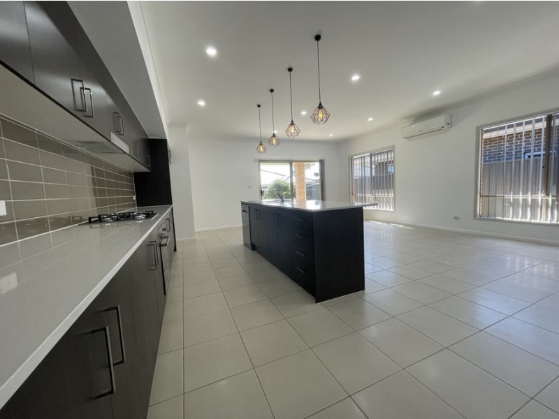 12 Norton St, Spring Farm NSW 2570