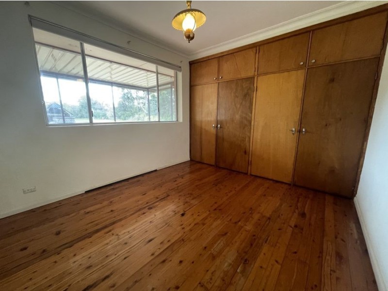 9 Church Street, Castlereagh NSW 2749