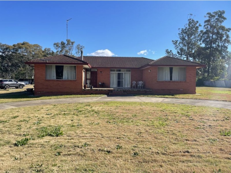 9 Church Street, Castlereagh NSW 2749