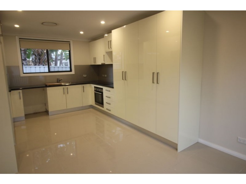 37A Sheba Cres, South Penrith NSW 2750