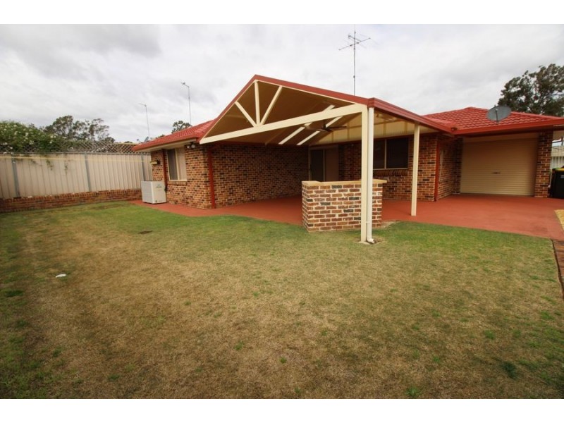 132 Goldmark Cres, Cranebrook NSW 2749
