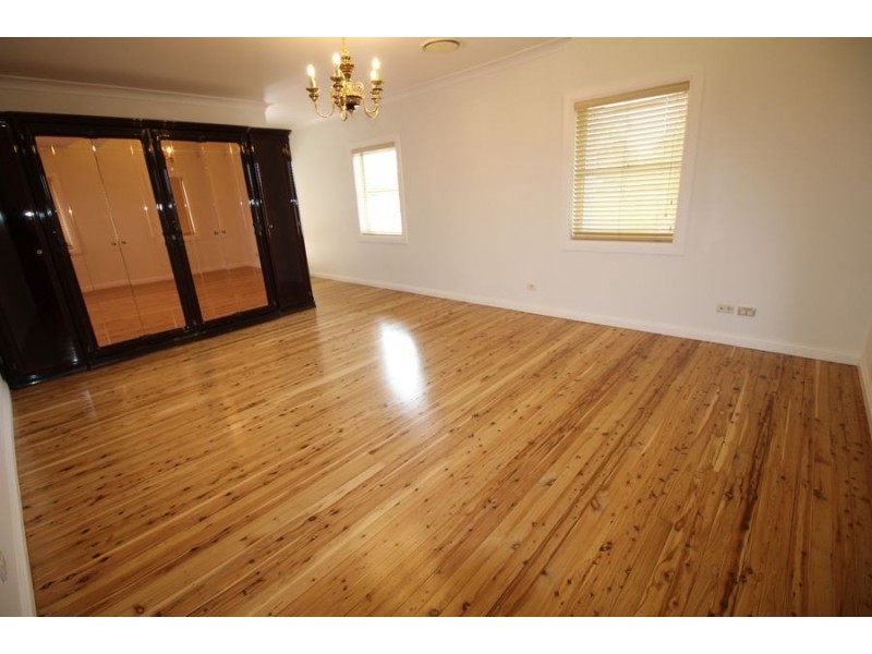 25 Laurence Rd, Londonderry NSW 2753