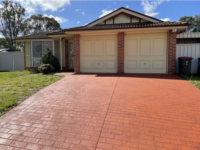 3 Tristan Close, Oakhurst NSW 2761