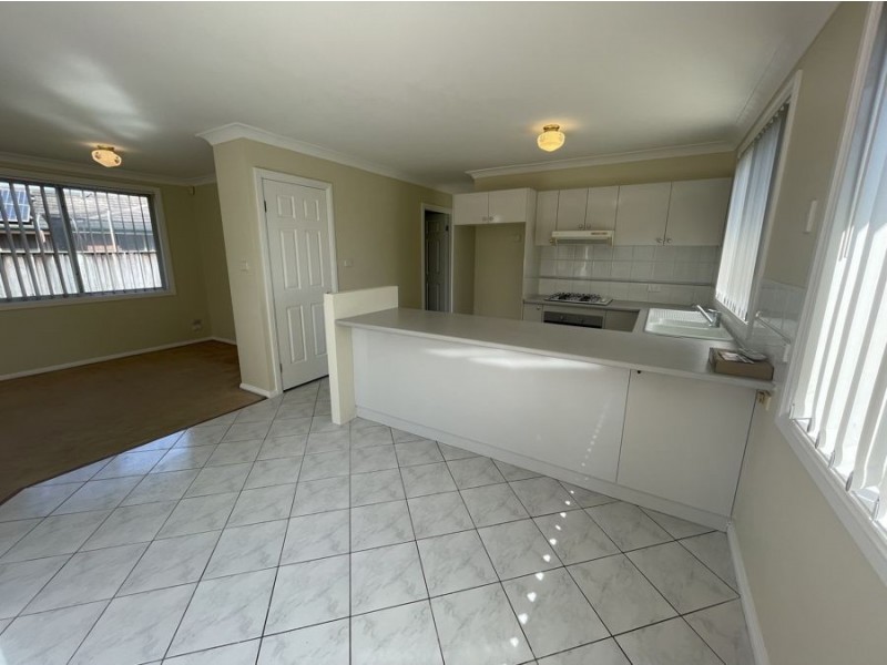 3 Tristan Close, Oakhurst NSW 2761