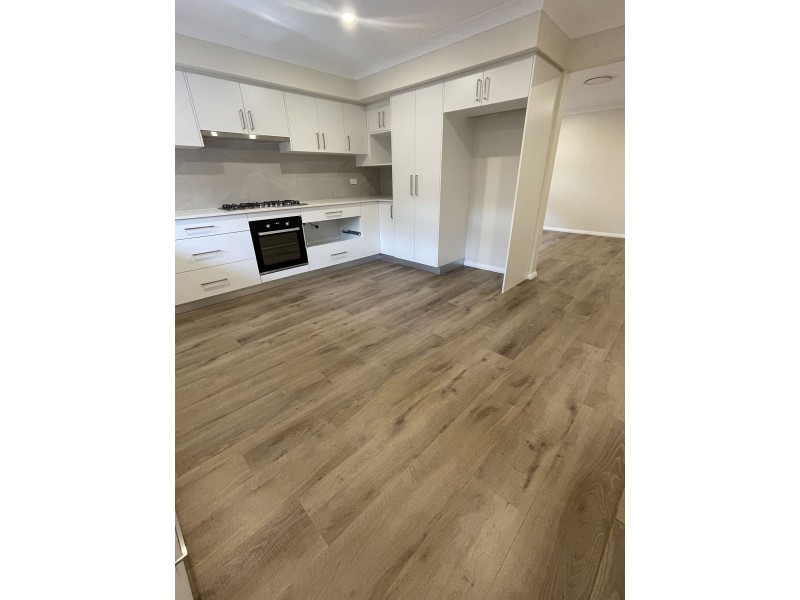 31 Pembroke Street, Cambridge Park NSW 2747