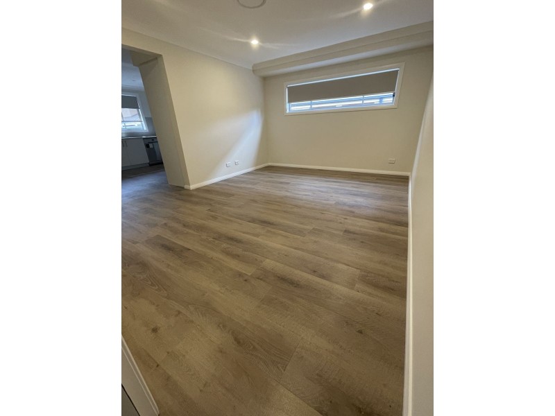 31 Pembroke Street, Cambridge Park NSW 2747