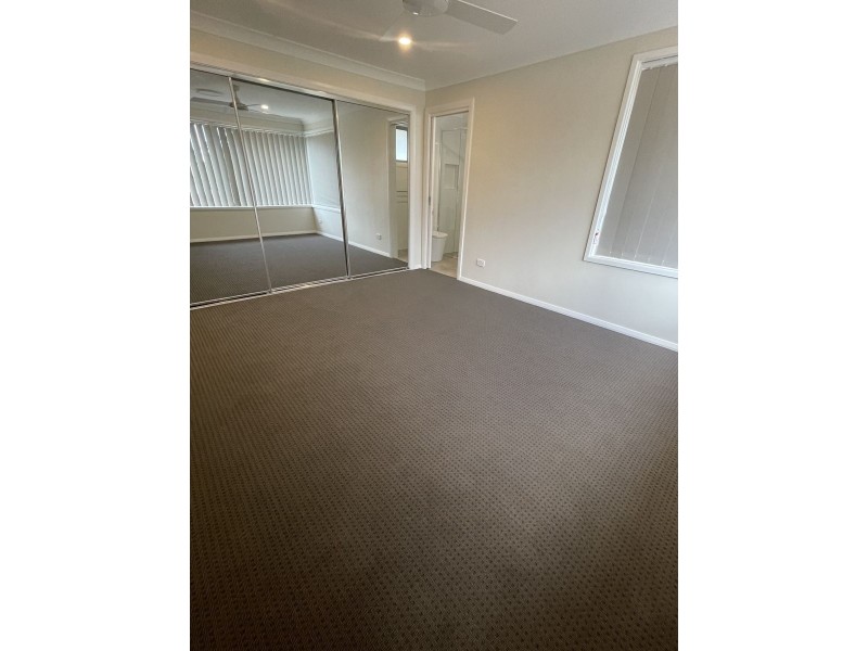 31 Pembroke Street, Cambridge Park NSW 2747