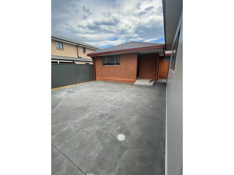 31 Pembroke Street, Cambridge Park NSW 2747