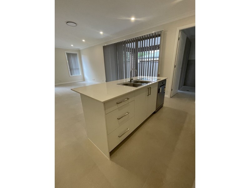 31a Pembroke Street, Cambridge Park NSW 2747