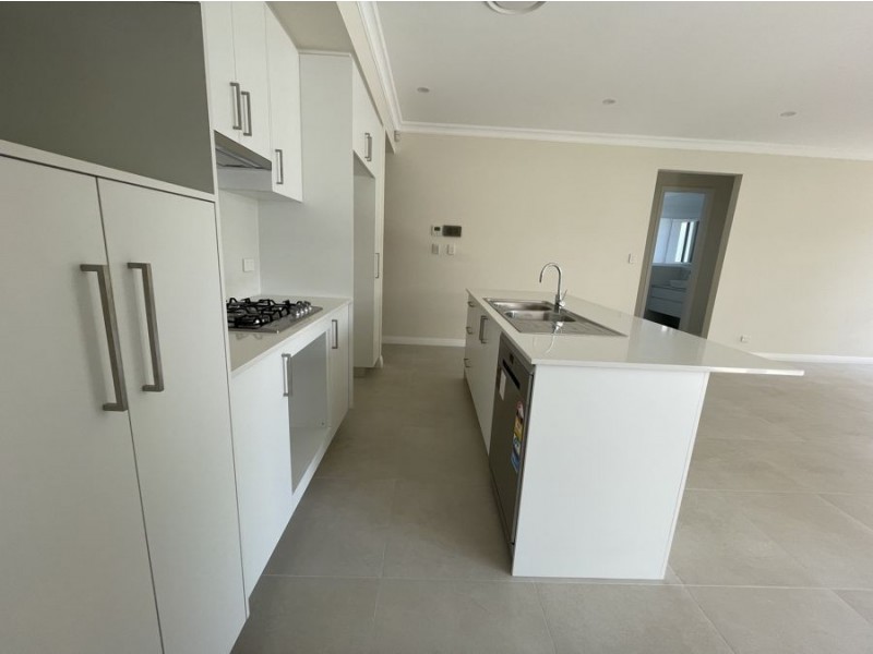 31a Pembroke Street, Cambridge Park NSW 2747