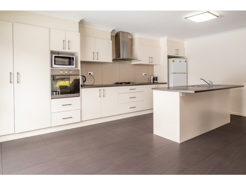 8A Elandra Place, Malua Bay NSW 2536