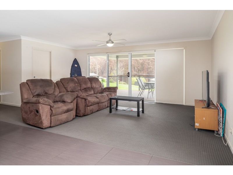 8A Elandra Place, Malua Bay NSW 2536