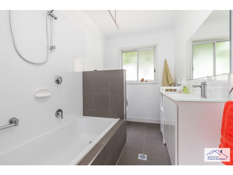 17 Malua Street, Malua Bay NSW 2536