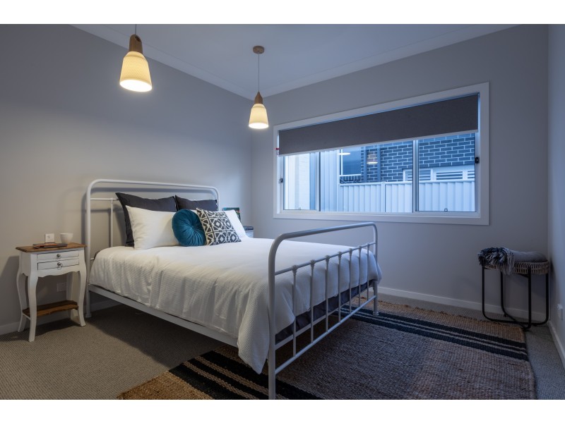 22 FREYCINET DRIVE, Sunshine Bay NSW 2536