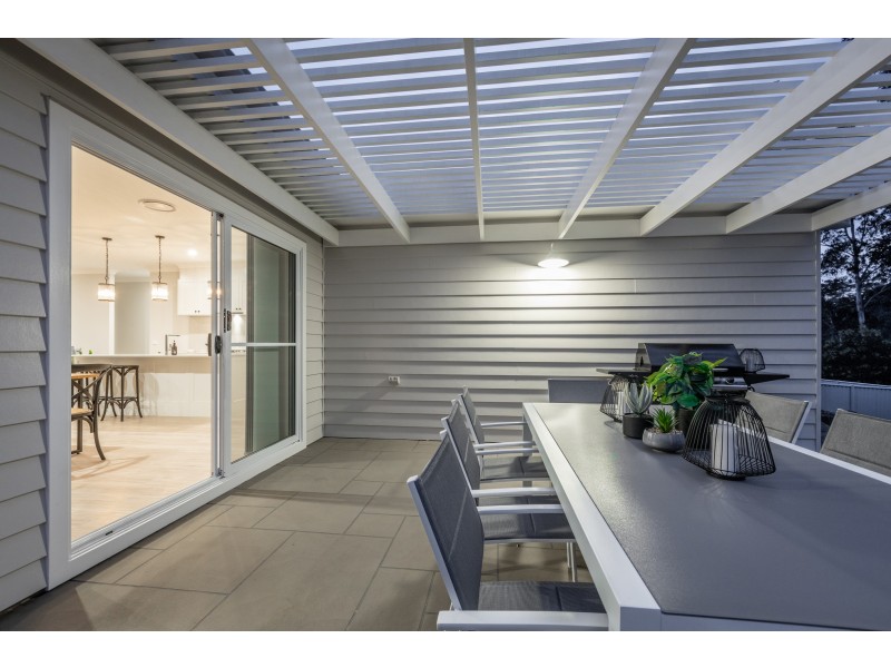 22 FREYCINET DRIVE, Sunshine Bay NSW 2536