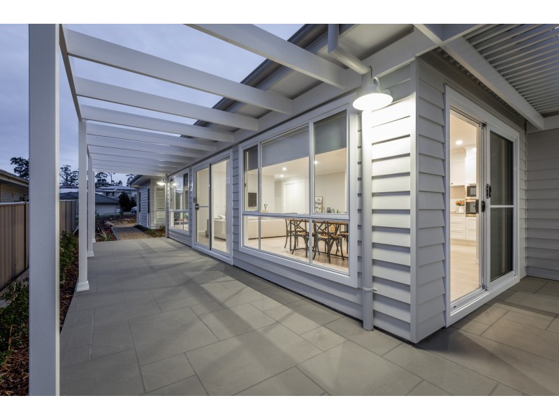 22 FREYCINET DRIVE, Sunshine Bay NSW 2536