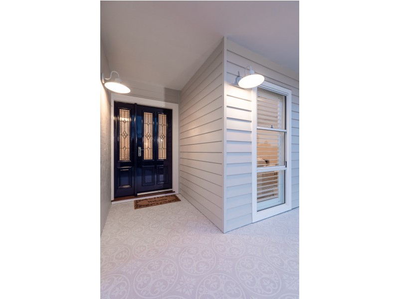 22 FREYCINET DRIVE, Sunshine Bay NSW 2536