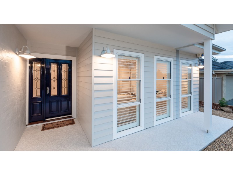 22 FREYCINET DRIVE, Sunshine Bay NSW 2536