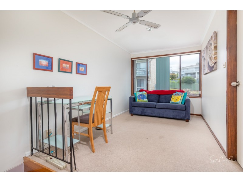 4/1 CALTON ROAD, Batehaven NSW 2536