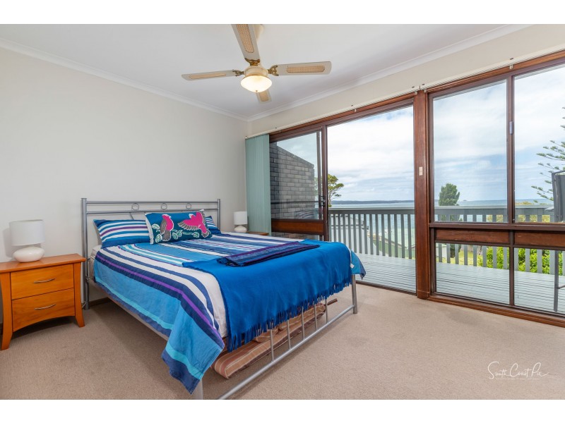 4/1 CALTON ROAD, Batehaven NSW 2536