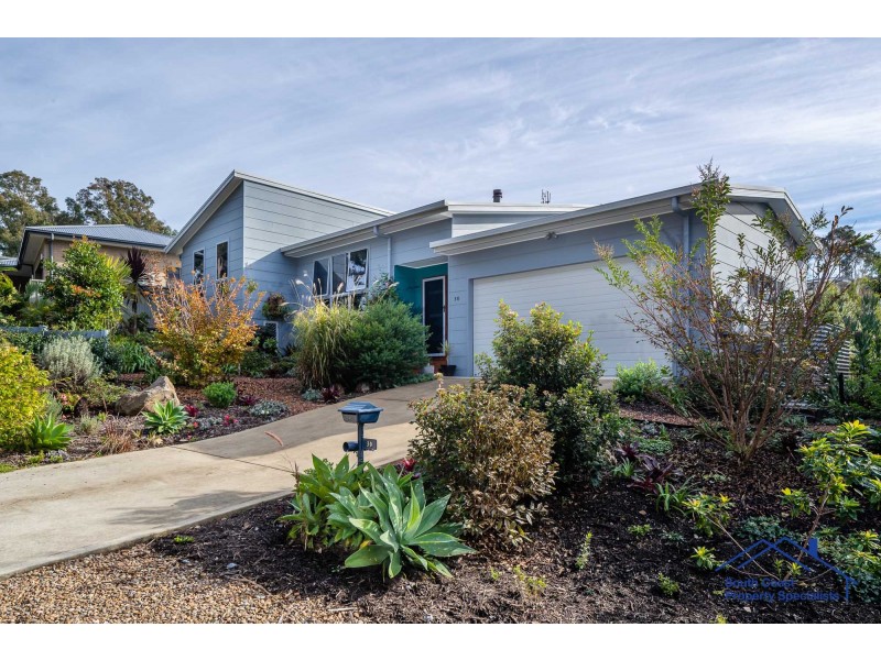 30 Bellbird Drive, Malua Bay NSW 2536