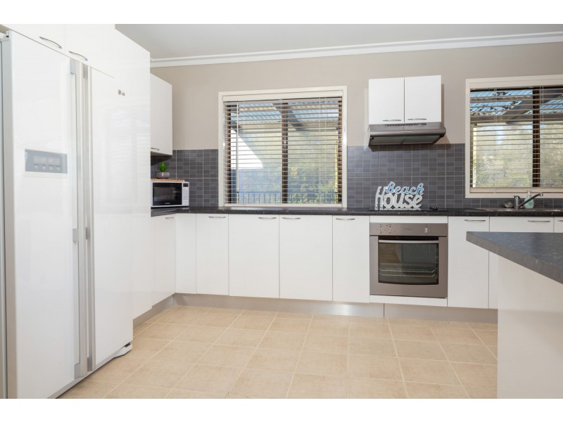 5 Beauty Crescent, Surfside NSW 2536