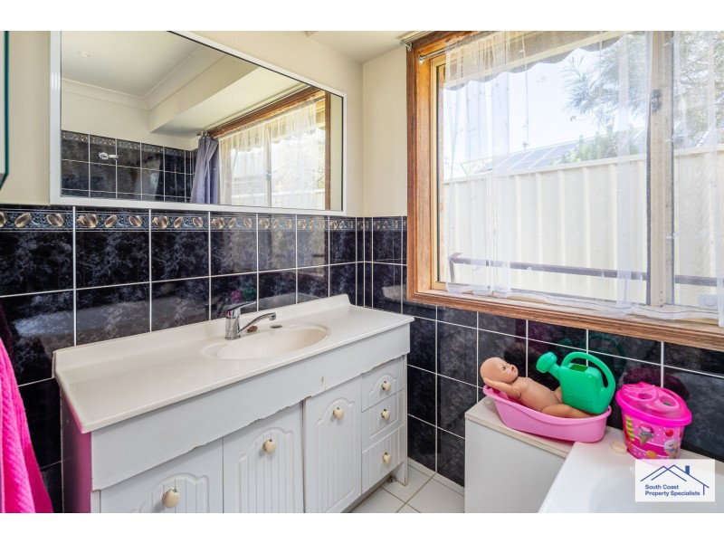 50 MALONEYS DRIVE, Maloneys Beach NSW 2536