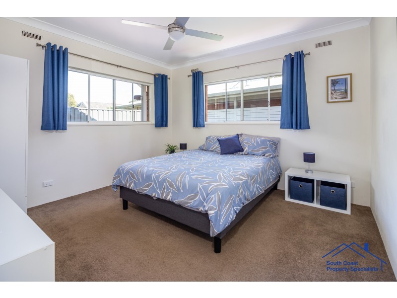 13 Larmer Close, Broulee NSW 2537