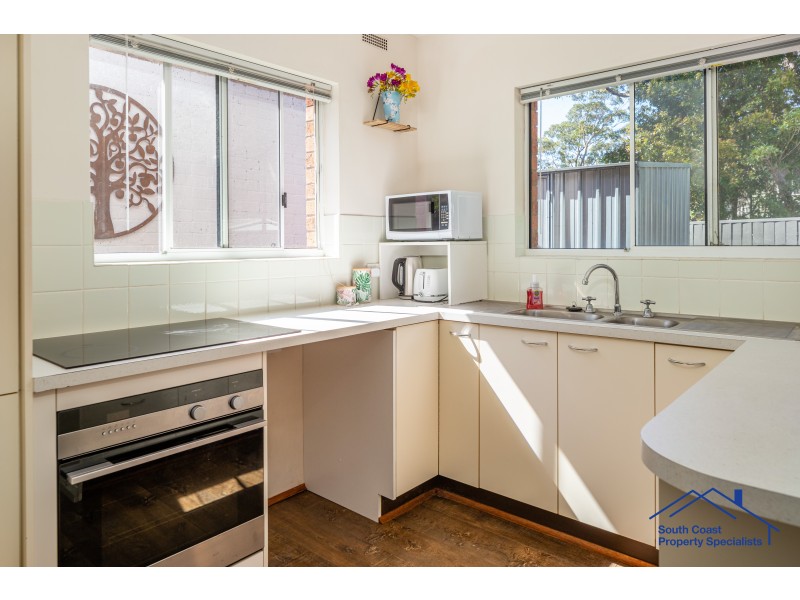 13 Larmer Close, Broulee NSW 2537