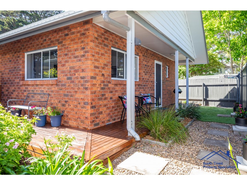 13 Larmer Close, Broulee NSW 2537