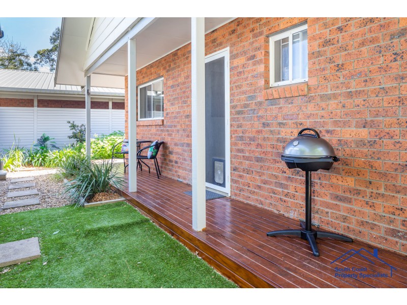 13 Larmer Close, Broulee NSW 2537
